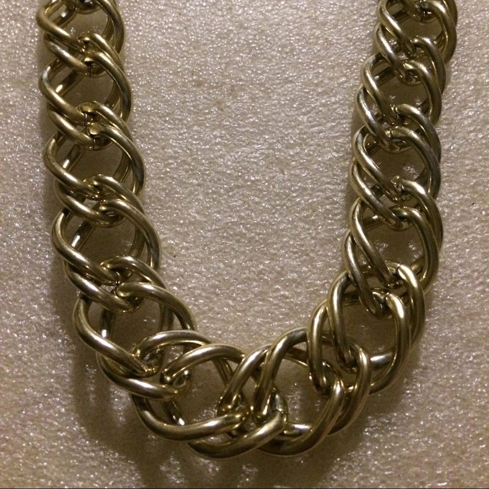 Vintage link gold tone necklace